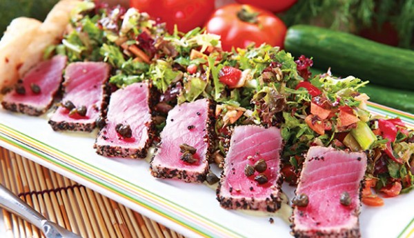 seared-tuna-salad-600x345